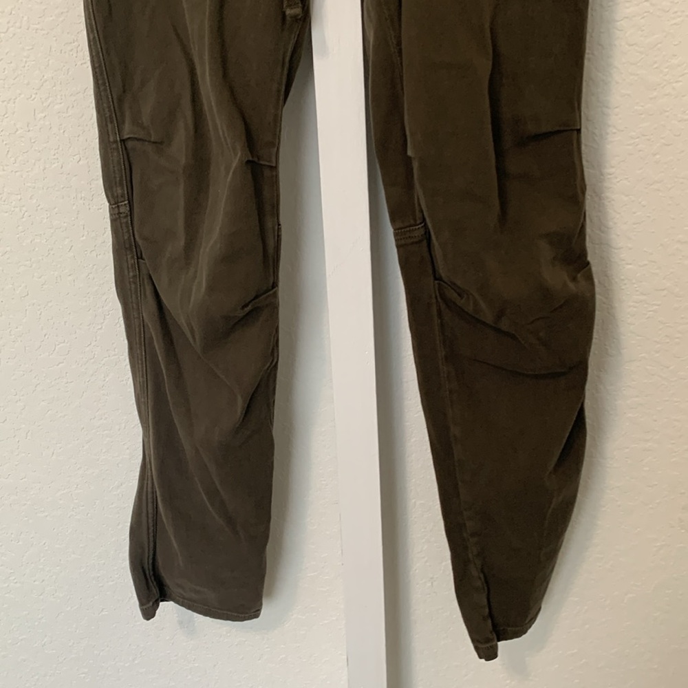 James Perse Green Jogger Pants - Picture 3 of 11